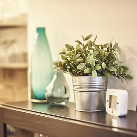 Flat At Lovolde Square Apartment *